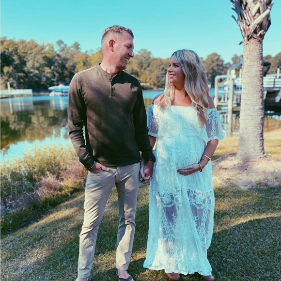 White Lace Off the Shoulder Boho Style Maxi Dress - Picture 13 of 15